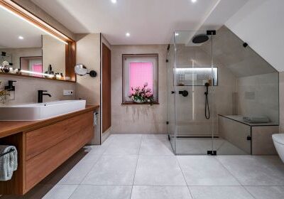 Modernes Bad   Zwickauer Land